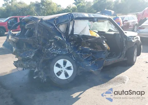 2016 Kia Soul z USA, uszkodzony, nr VIN KNDJN2A21G7393221